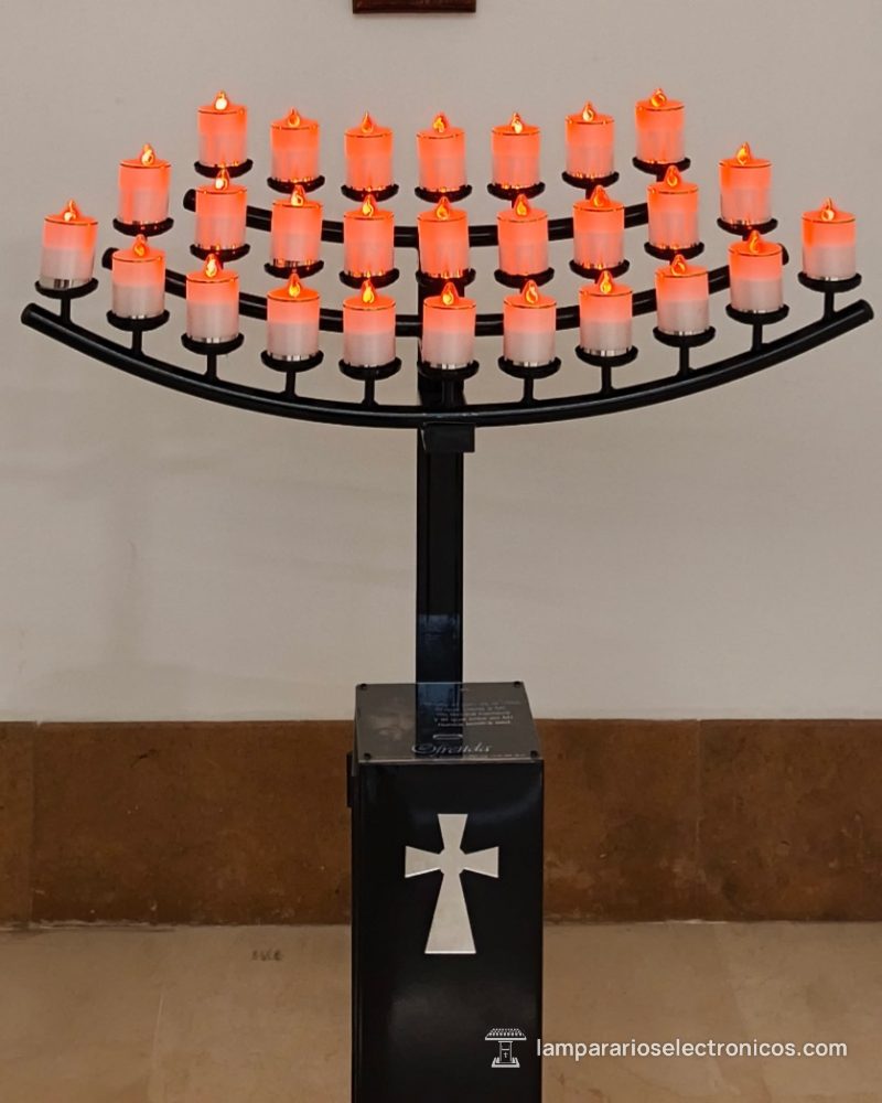 Lamparario en Arco – versión de 27 velas