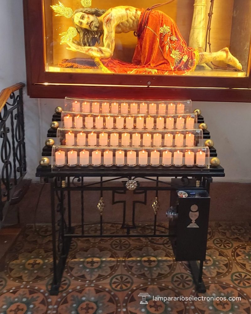 Lamparario en Hierro Forjado – versión de 50 velas
