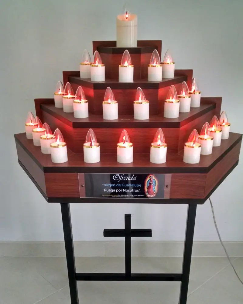 Lamparario Escalonado de 25 Velas