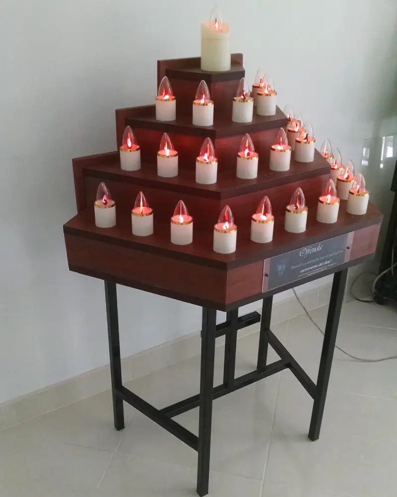 Lamparario Escalonado de 25 Velas – vista 3