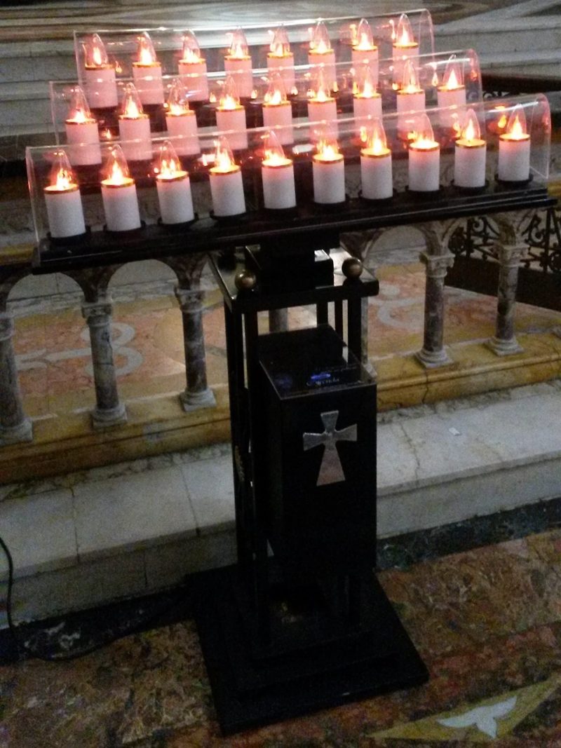 Lamparario en Hierro de 27 Velas – vista 2
