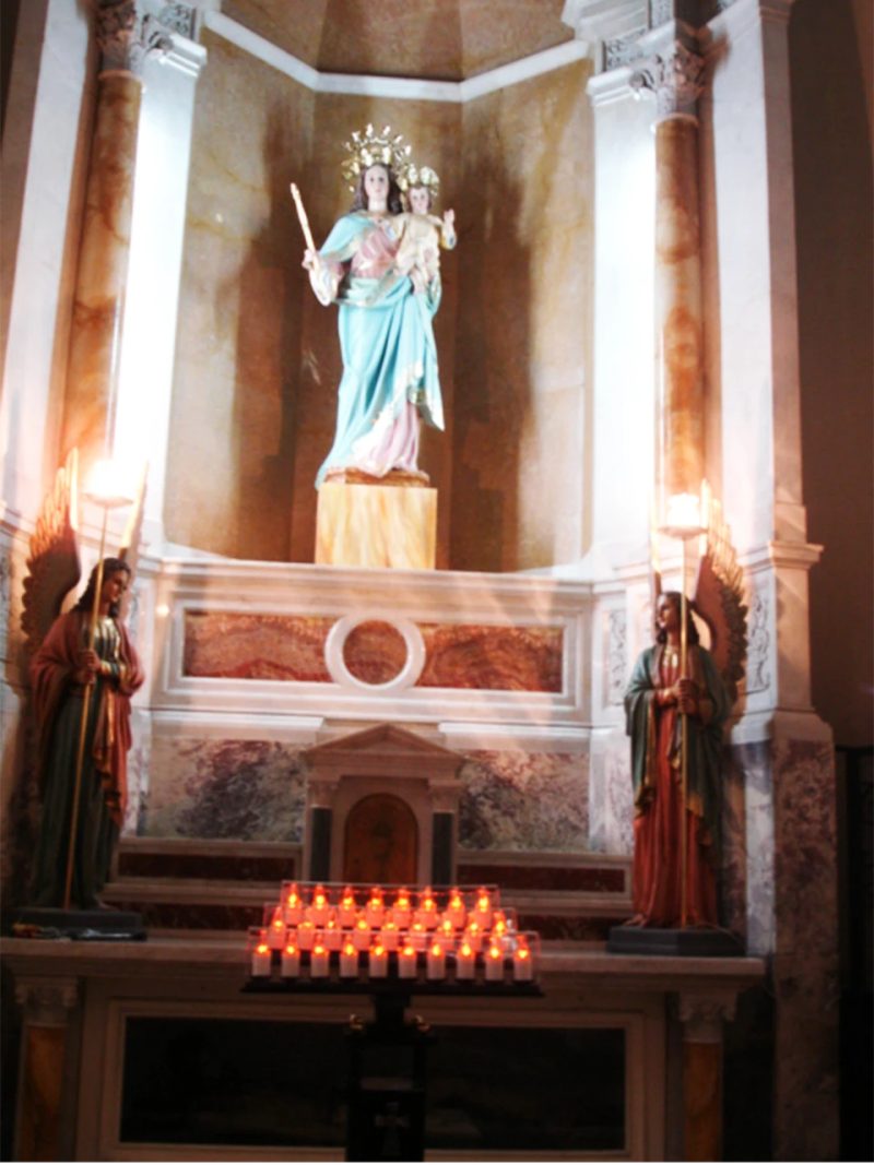 Lamparario en Hierro Forjado de 27 Velas
