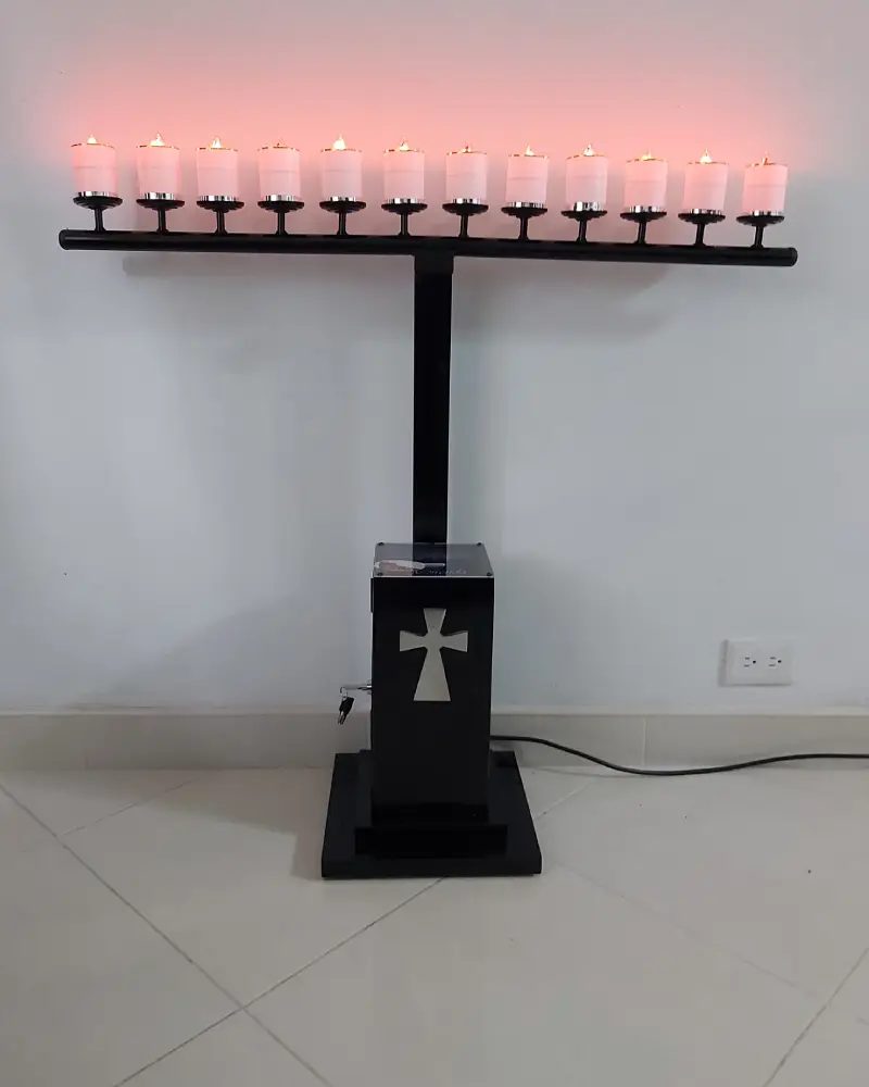 Lamparario en Lámina de 12 Velas – vista 2