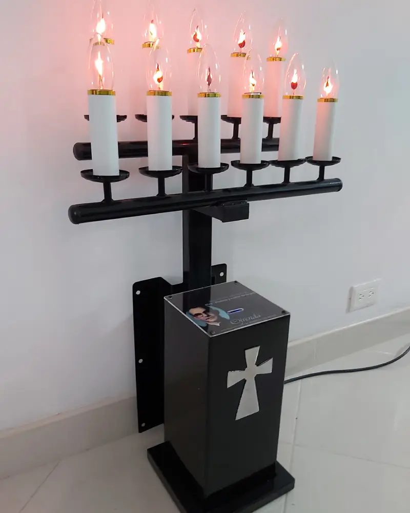 Lamparario en Lámina Negro de 11 Velas – vista 4
