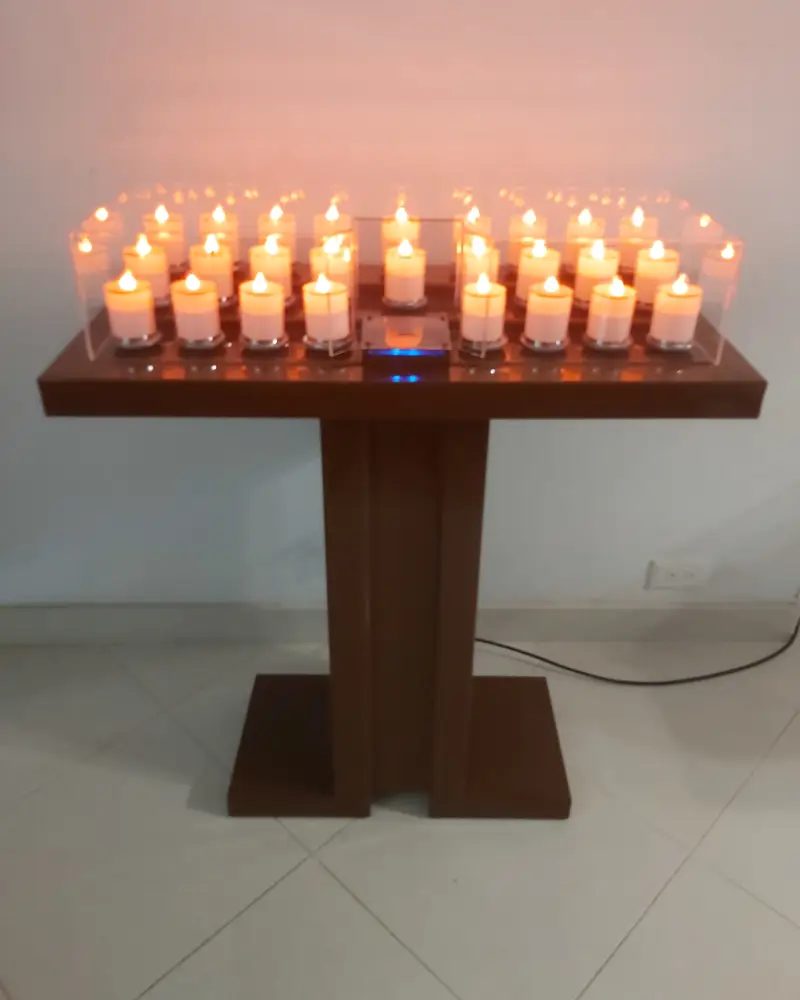 Lamparario en Madera Café con Alcancía de 26 Velas – vista 4